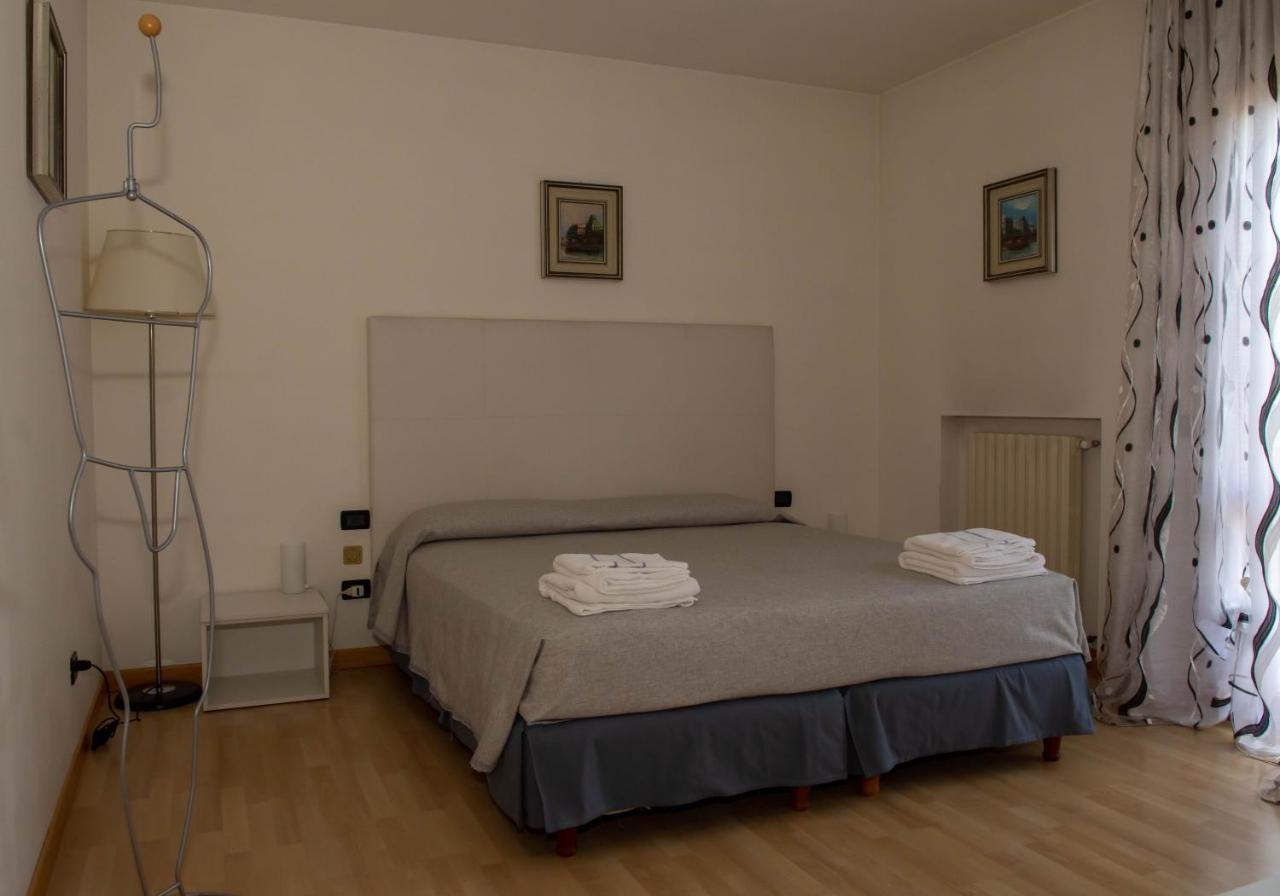 Bed And Breakfast La Sosta Ponte San Nicolo Luaran gambar